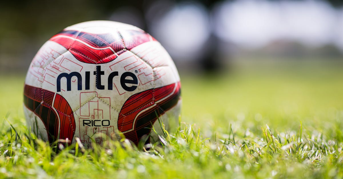 Le CHAN 2025 a mis en exercice des talents individuels dont la progression est scrut&eacute;e avec une attention particuli&egrave;re pour les recruteurs internationaux. Assur&eacute;ment, les enfants changeront le cours de leurs rencontres gr&acirc;ce &agrave; leur cr&eacute;ativit&eacute;, leur vision du jeu et leurs tactiques d'implication. Ces performances individuelles s'inspirent d'une strat&eacute;gie collective &eacute;labor&eacute;e par des techniques d'&eacute;tat-major, ou l'utilisation optimale des ressources est primordiale.