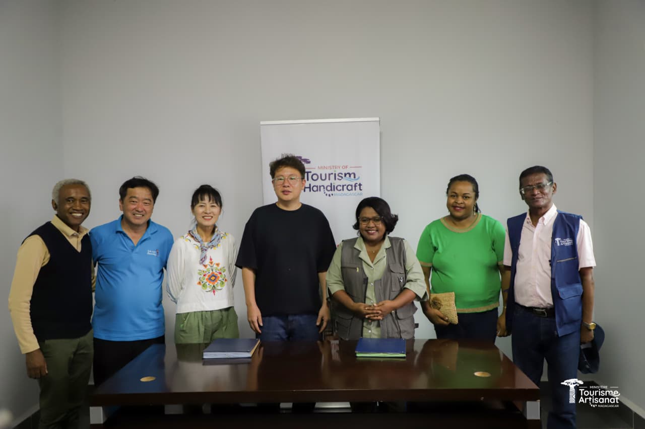 MORAMANGA | Partenariat avec la Boromwat Macadamia Farm