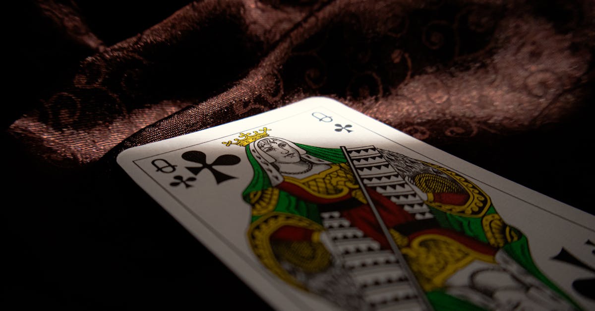 d&eacute;couvrez le r&ocirc;le et les responsabilit&eacute;s d'un colonel dans l'arm&eacute;e, un officier de haut rang charg&eacute; de missions strat&eacute;giques et de commandement.