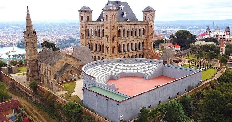 La démolition du Colisée confirmée, la rebaptisation du stade Barea en cours