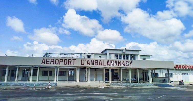 L&rsquo;aéroport de Toamasina rouvre, la circulation reprend progressivement sur la RN2