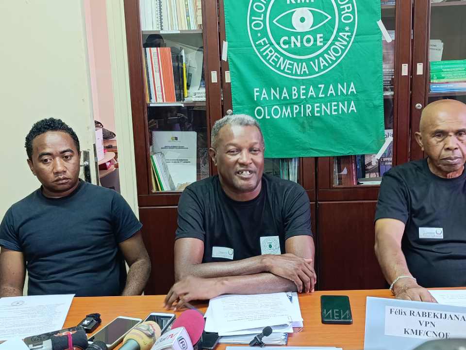 FORCE DE PROPOSITION – La société civile en quête de crédibilité